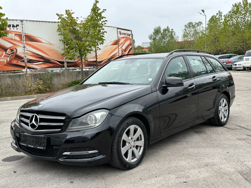 Mercedes-Benz C 220 Facelift/Автомат, снимка 1 - Автомобили и джипове - 47190540