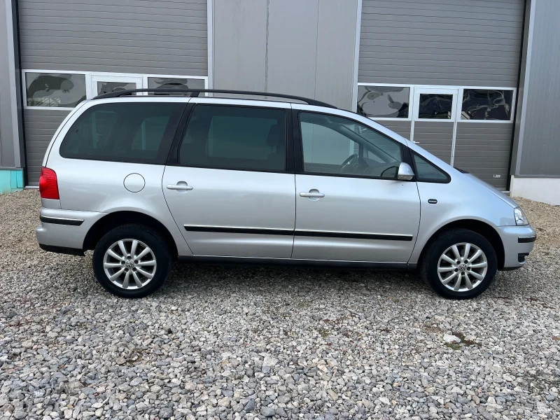 VW Sharan 2.0i реални 166хил км, снимка 3 - Автомобили и джипове - 47276685