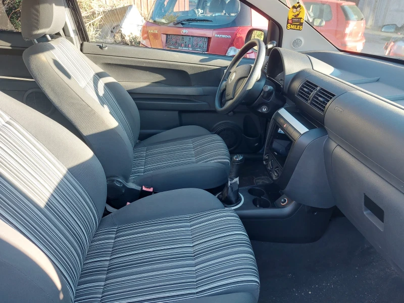 VW Fox 1.2 бензин клима , снимка 9 - Автомобили и джипове - 47430311