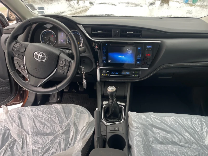 Toyota Corolla, снимка 8 - Автомобили и джипове - 48171152