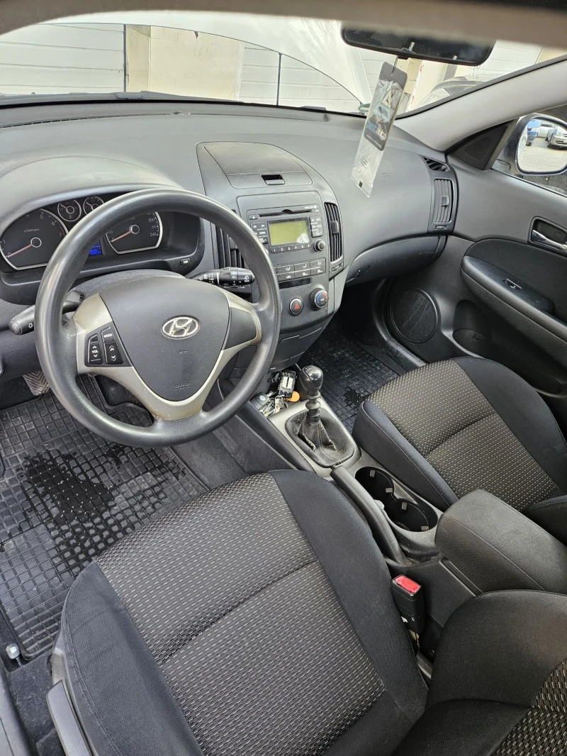 Hyundai I30, снимка 13 - Автомобили и джипове - 52440347