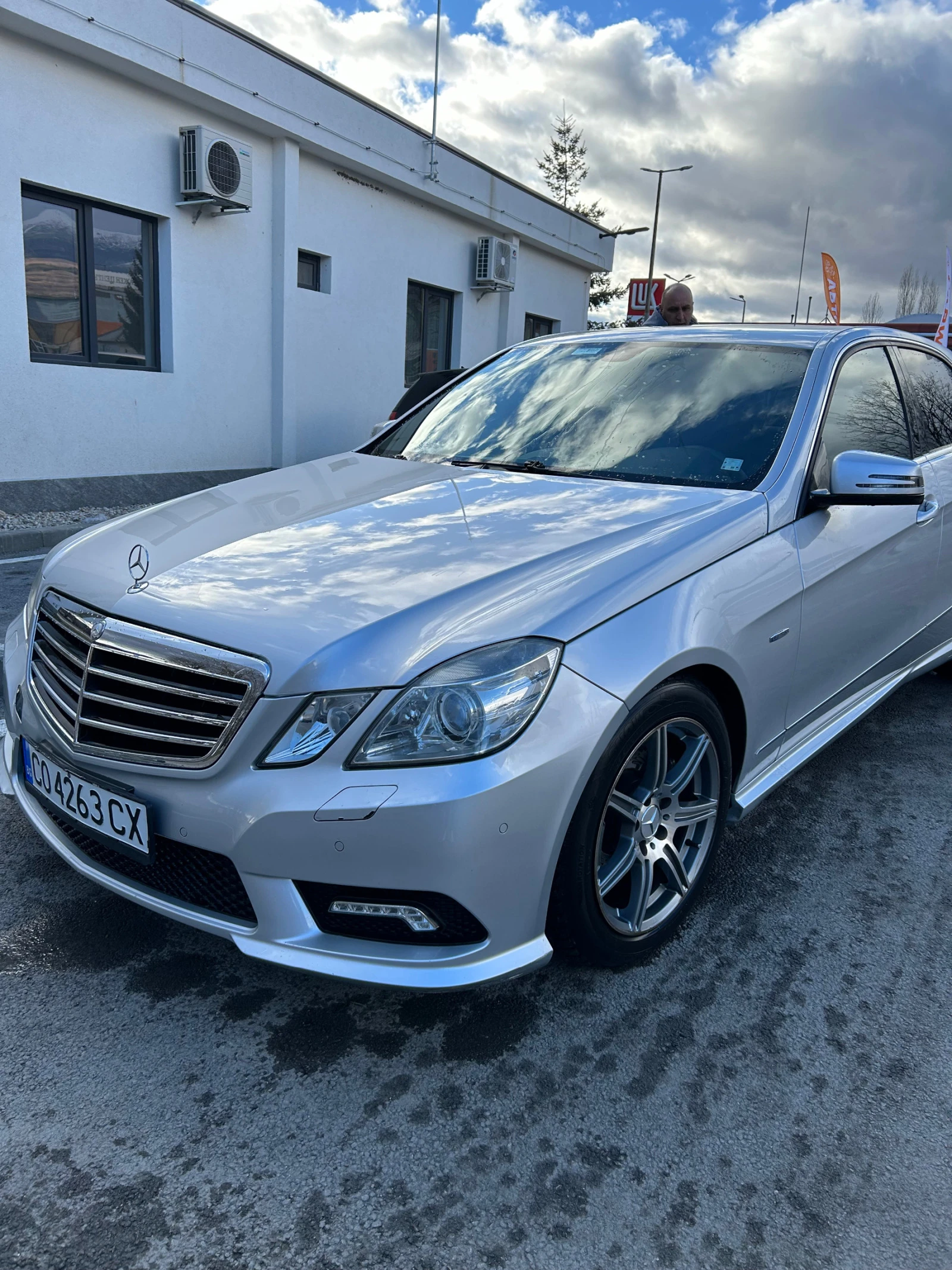 Mercedes-Benz E 250  - изображение 2