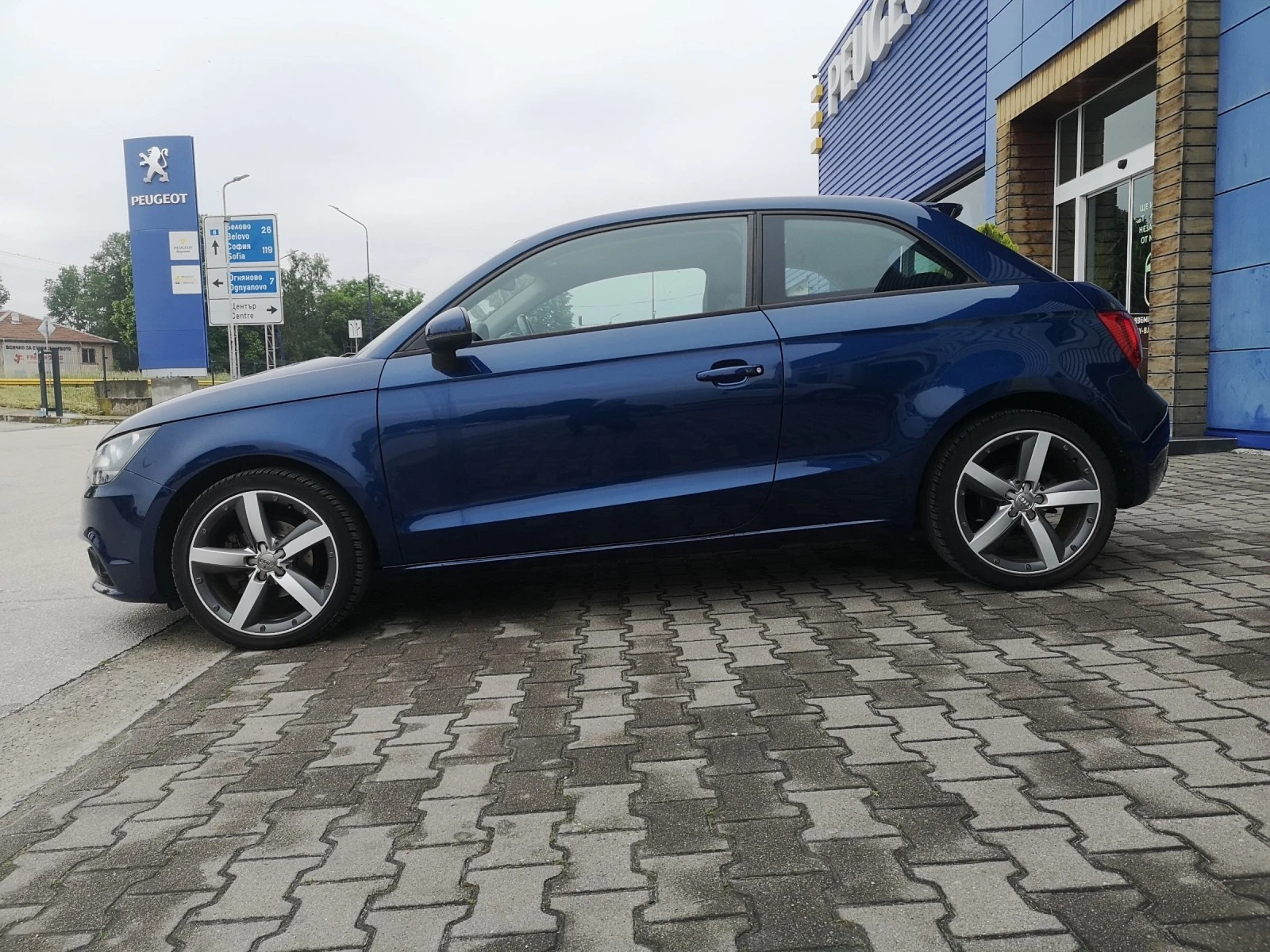 Audi A1 1.6 TDI NAVI  - изображение 4