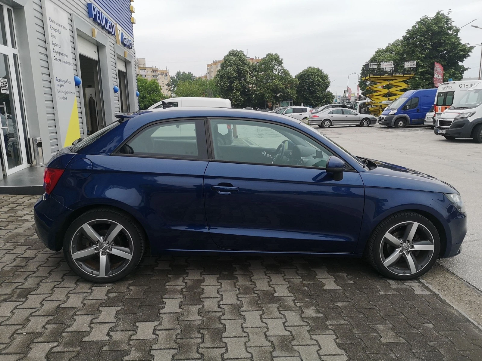 Audi A1 1.6 TDI NAVI  - изображение 7