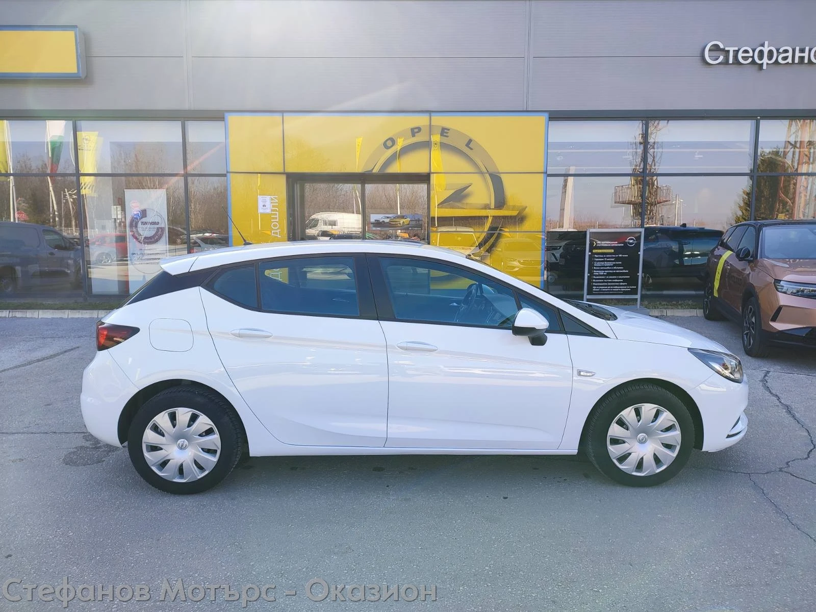 Opel Astra Enjoy 1.4 Turbo (125hp) MT6 - изображение 5