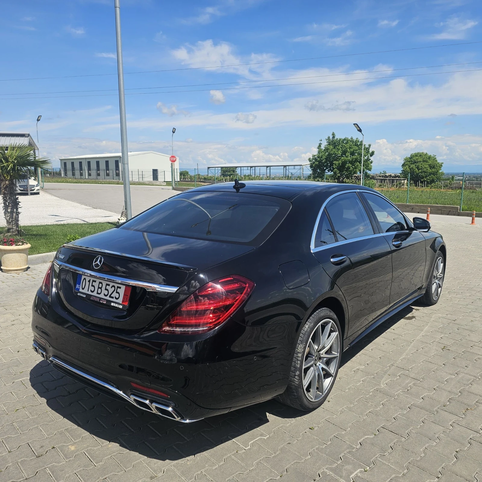 Mercedes-Benz S 560 AMG - изображение 3
