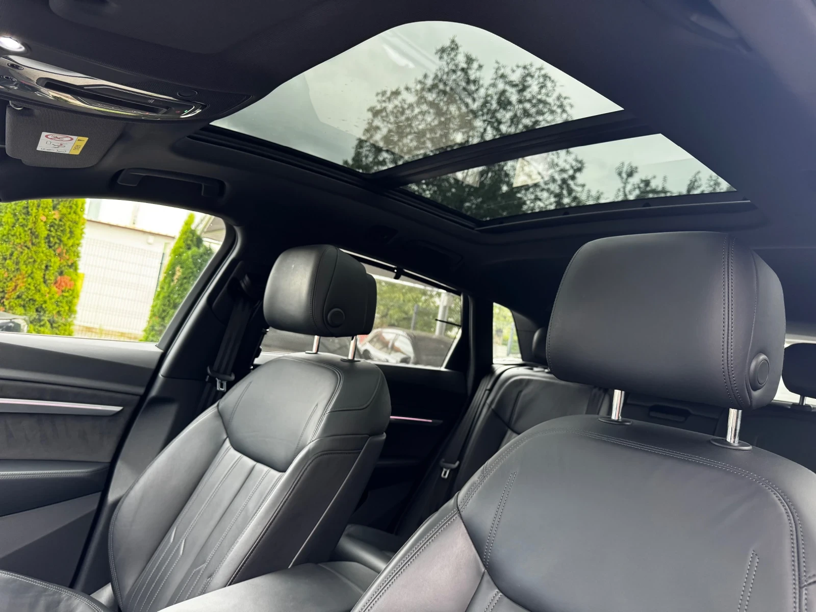 Audi E-Tron 55 quattro S-line PANO B&O 360 Matrix Memory  - изображение 10