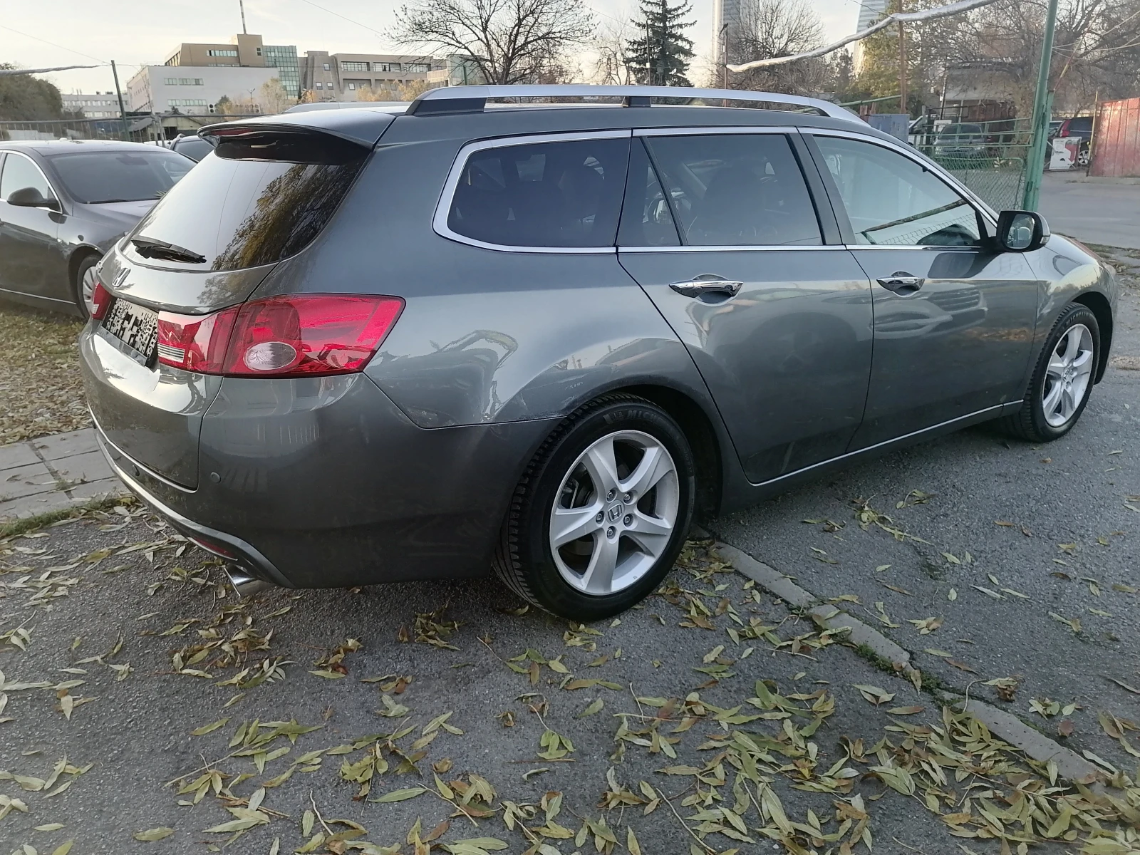 Honda Accord 2.4i - изображение 4