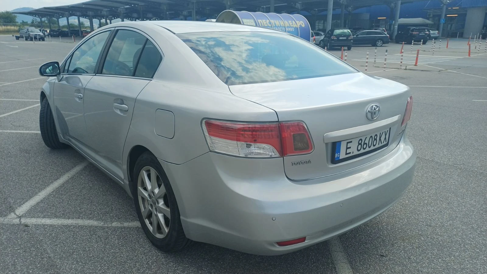 Toyota Avensis, снимка 4 - Автомобили и джипове - 55086677