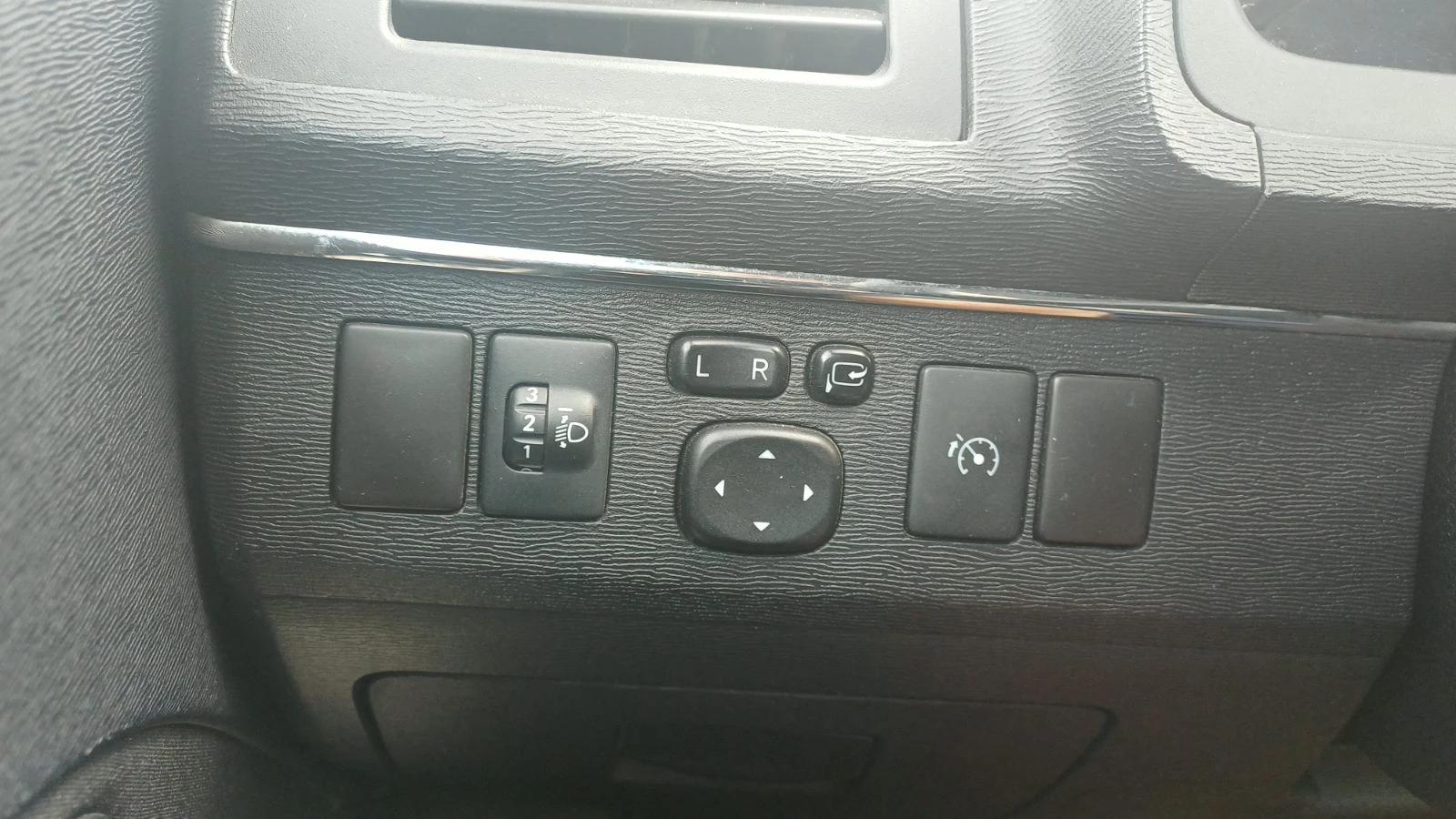 Toyota Avensis, снимка 7 - Автомобили и джипове - 55086677