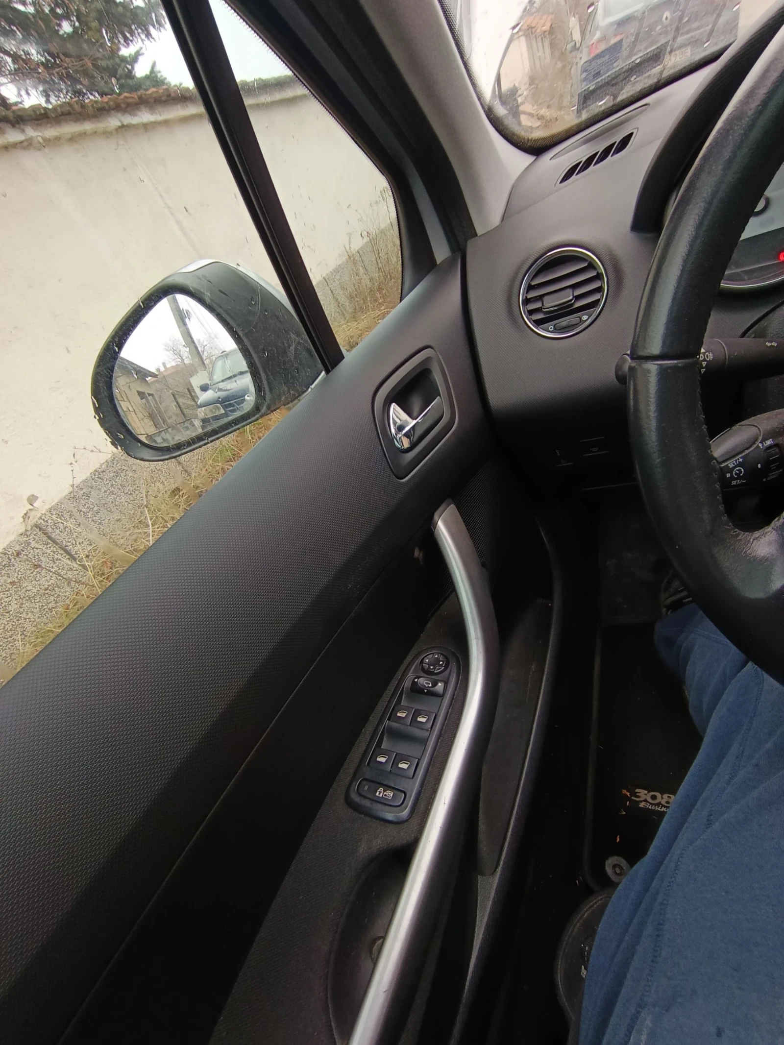 Peugeot 308 SW - изображение 9