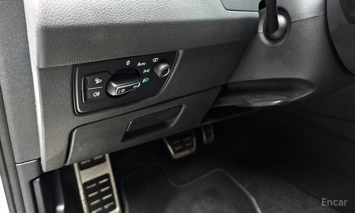 VW Arteon 2.0TDI Prestige* Sunroof* NAVI* Подгрев* Обдухване, снимка 12 - Автомобили и джипове - 54071639