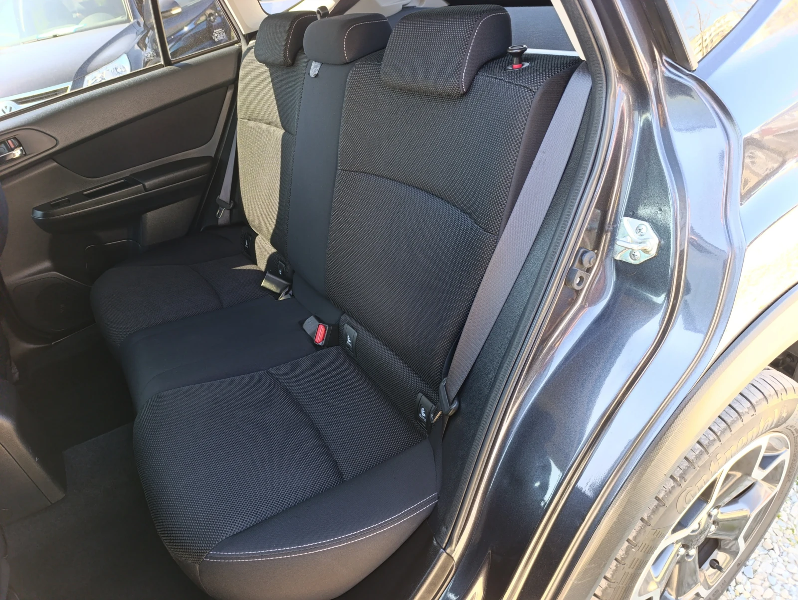 Subaru XV 2.0i-S AWD, снимка 10 - Автомобили и джипове - 54178356