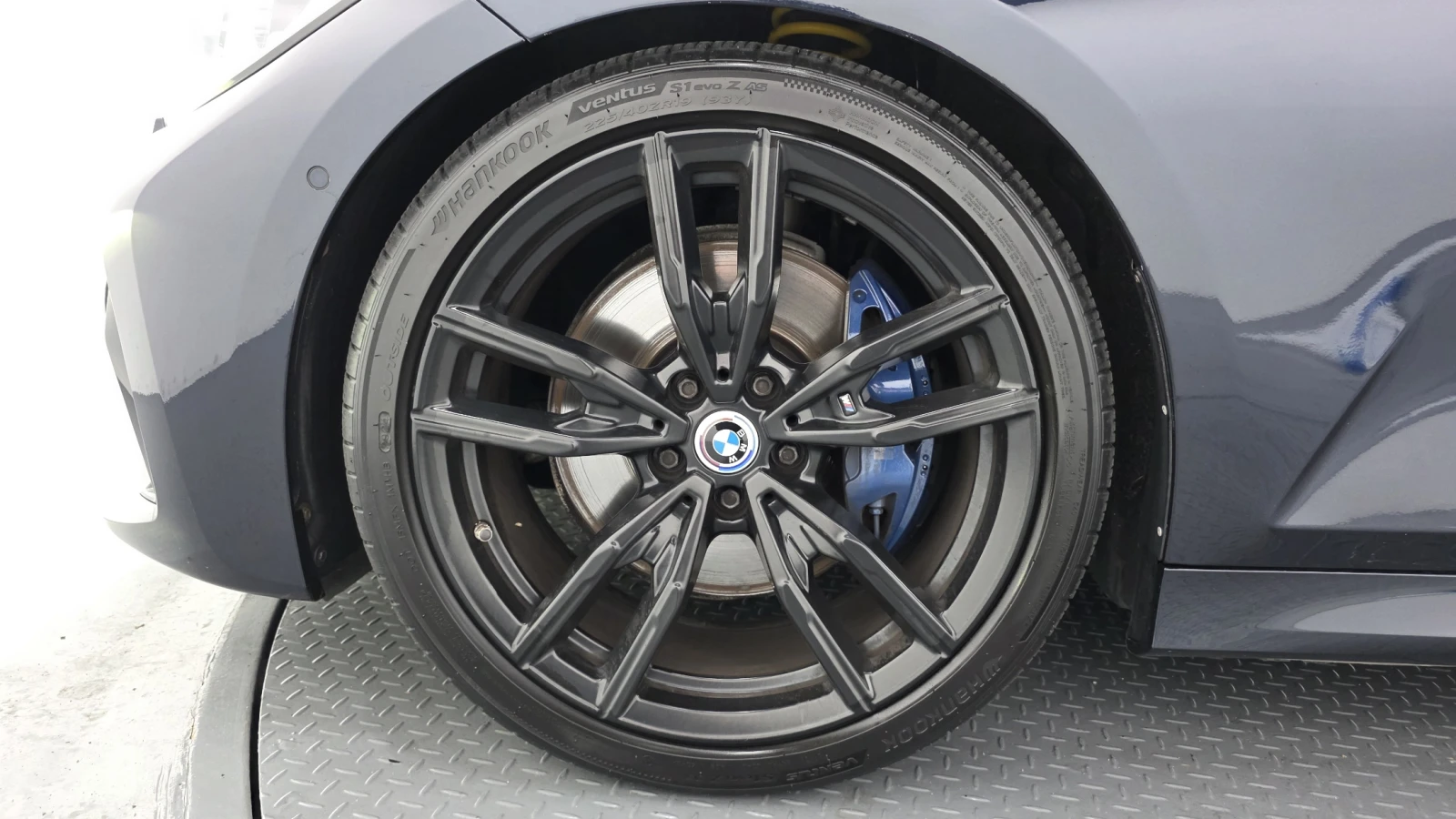 BMW 340 M* CARBON BLK* 360* HEAD-UP* DISTRONIK* КРАЙНА ЦЕН, снимка 5 - Автомобили и джипове - 54702798