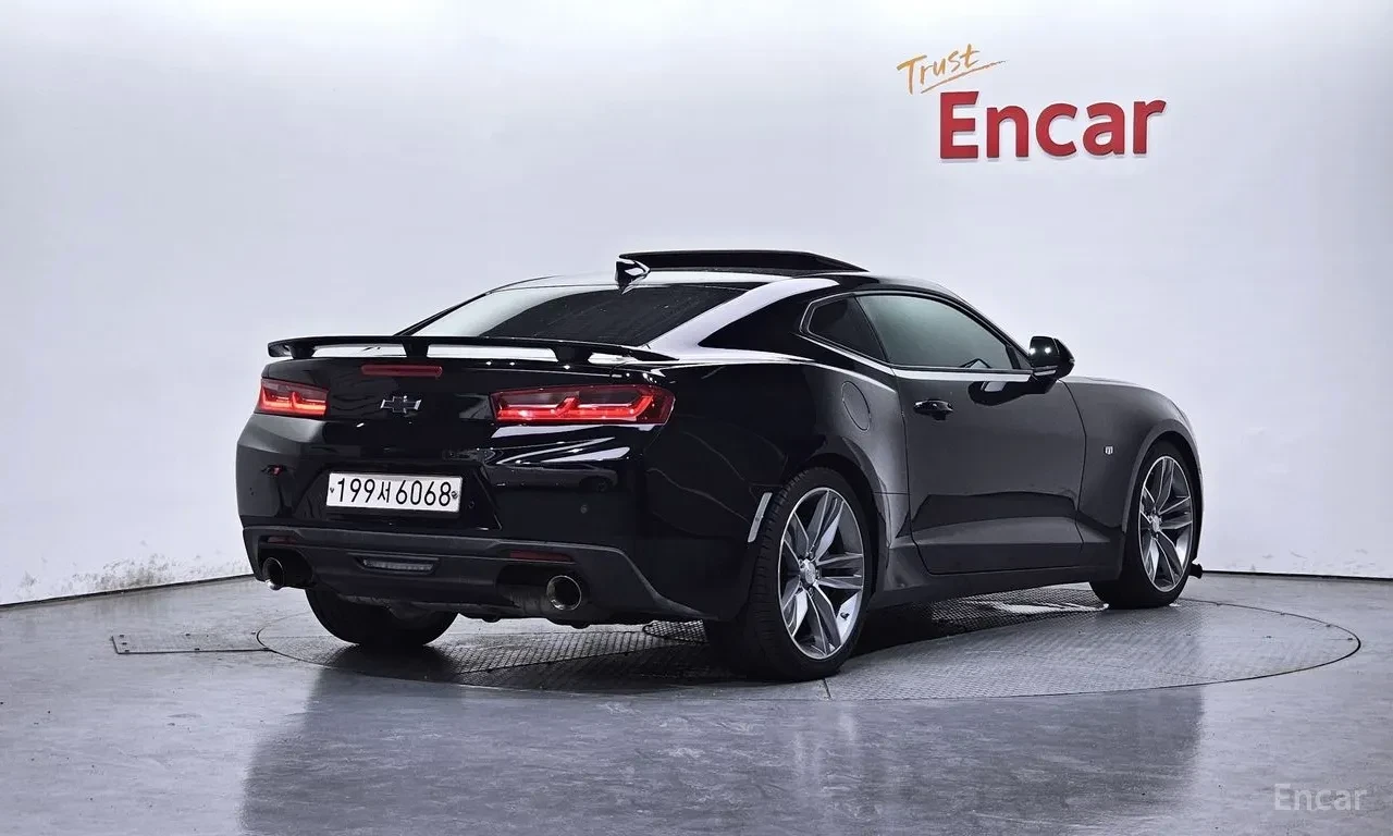 Chevrolet Camaro SS 6.2 V8* Back cam* Шибидах* Обдухване* Подгрев* , снимка 2 - Автомобили и джипове - 54712569