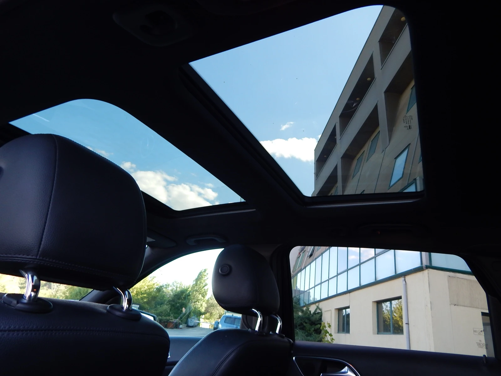 Mercedes-Benz B 200 FULL AMG, снимка 14 - Автомобили и джипове - 55365367