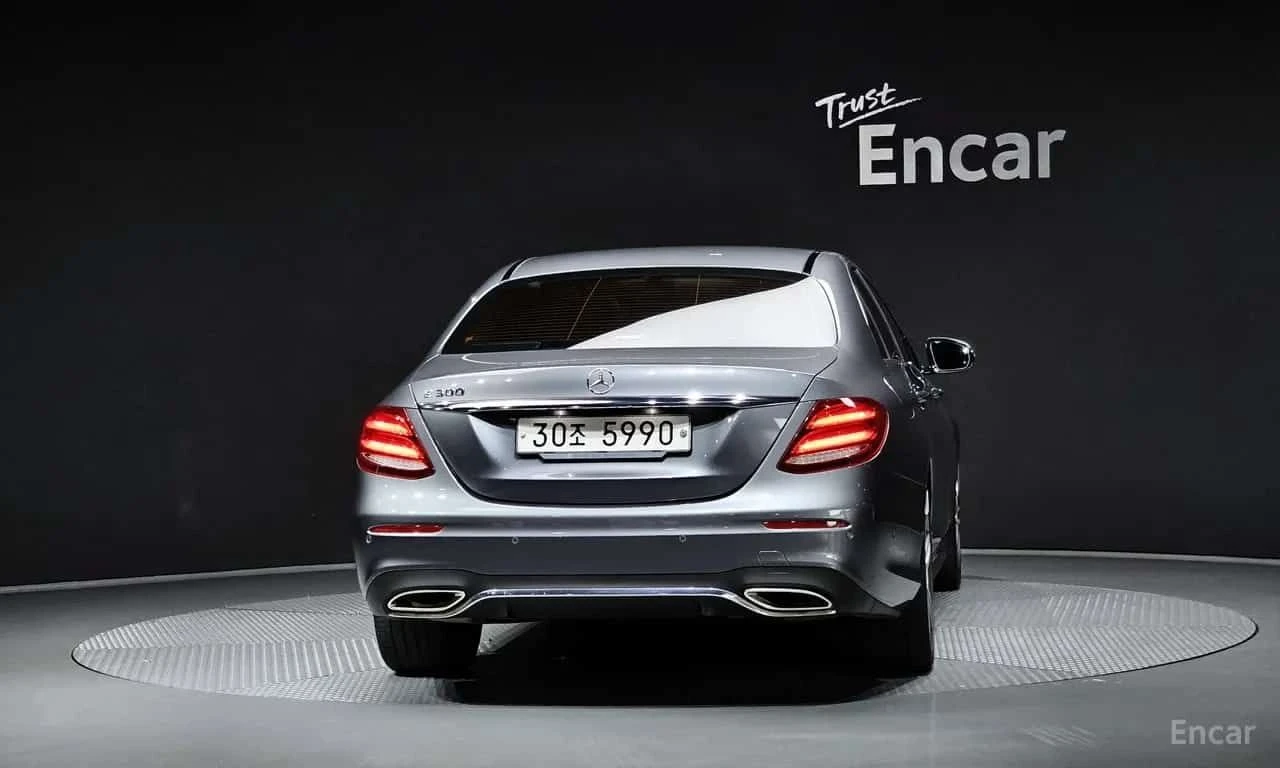 Mercedes-Benz E 300 AMG-LINE| BURMESTER| ОБДУХВАНЕ| HUD| 360| , снимка 4 - Автомобили и джипове - 55642252