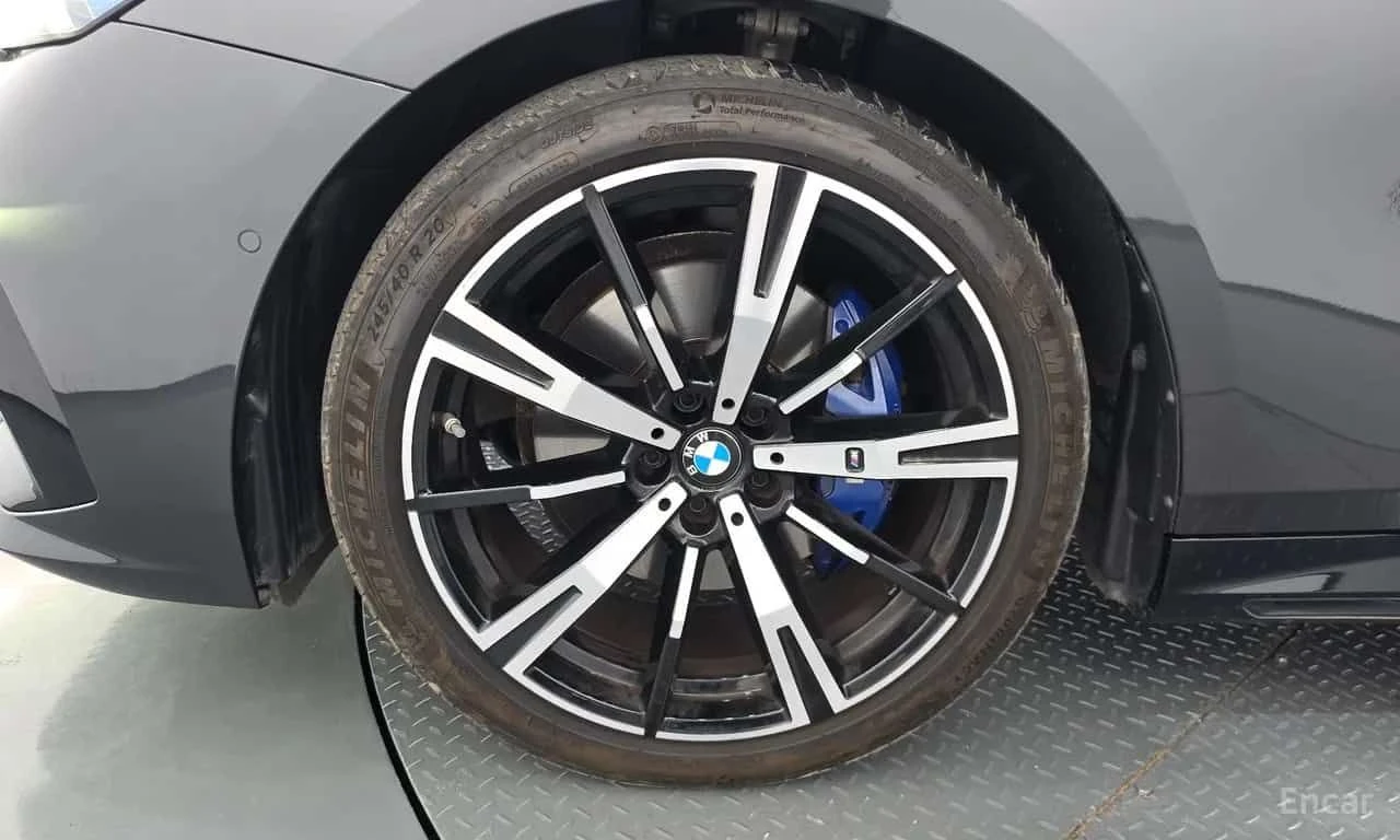 BMW 530 530i xDrive M Sport, снимка 5 - Автомобили и джипове - 55663900