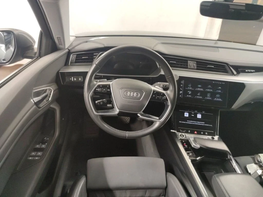 Audi E-Tron 55 Sportback Quattro S-Line, снимка 7 - Автомобили и джипове - 56085568