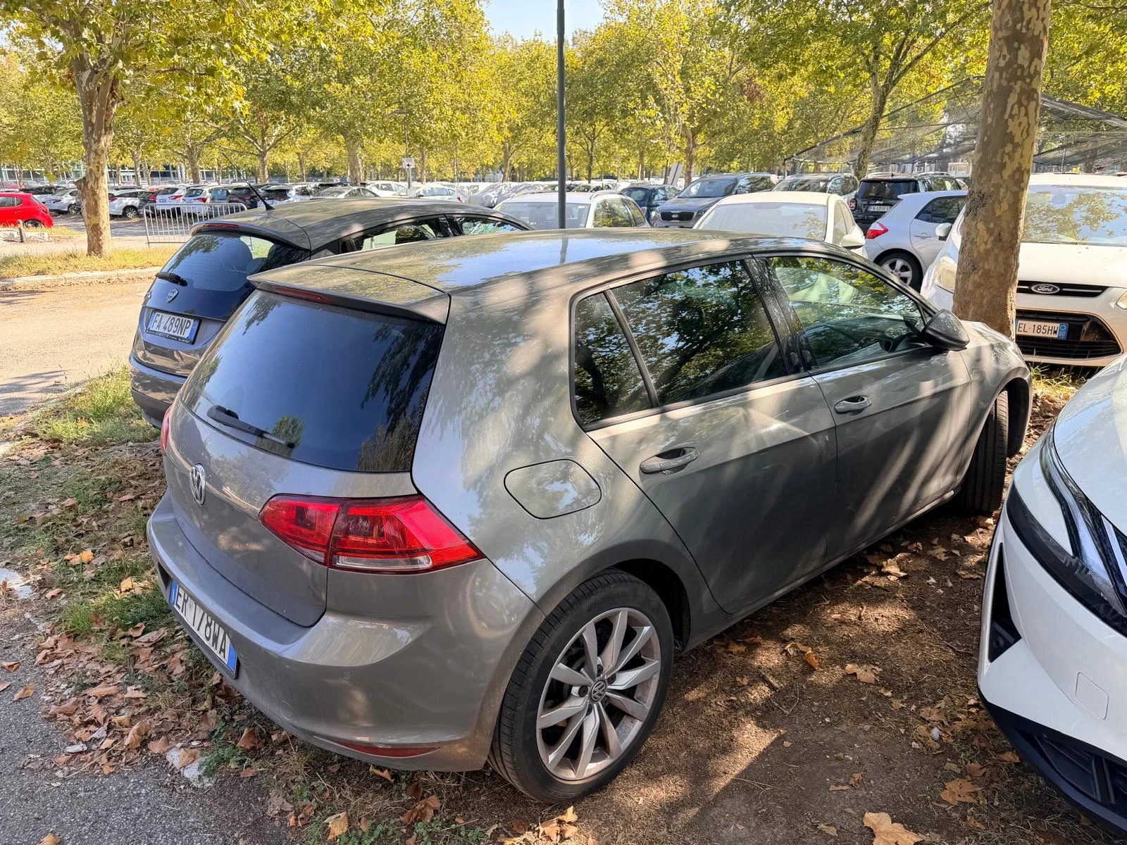 VW Golf (КАТО НОВА)