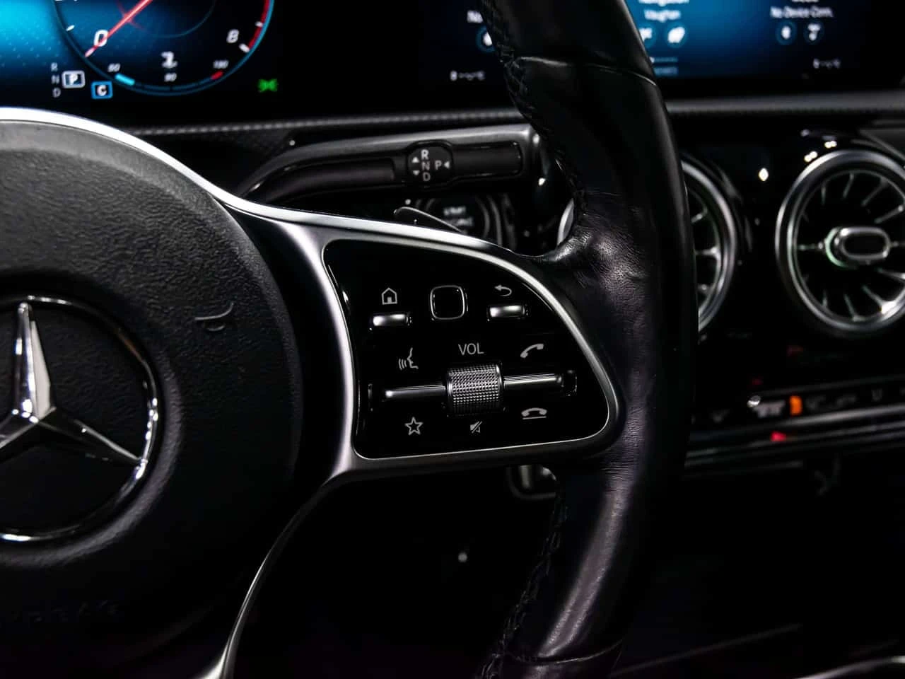 Mercedes-Benz A 250 * AMG PKG NAVIGATION REAR VIEW CAMERA * CARFAX *  | Mobile.bg � ����������� 16