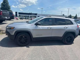 Jeep Cherokee * Trailhawk Elite * CARFAX * ОПЦИЯ ЗА ФИНАНСИРАНЕ, снимка 2
