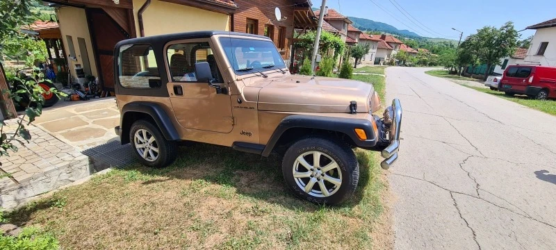 Jeep Wrangler, снимка 3 - Автомобили и джипове - 46472940