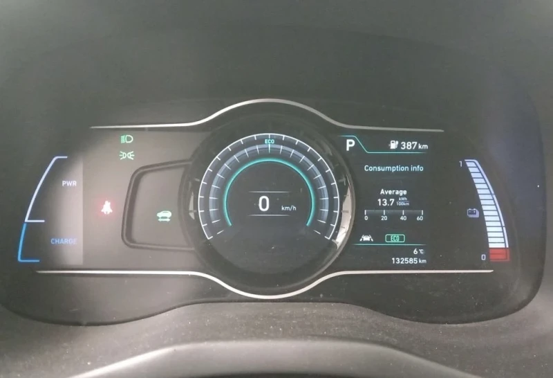 Hyundai Kona Голямата батерия 64kWh термопомпа, снимка 8 - Автомобили и джипове - 49143661