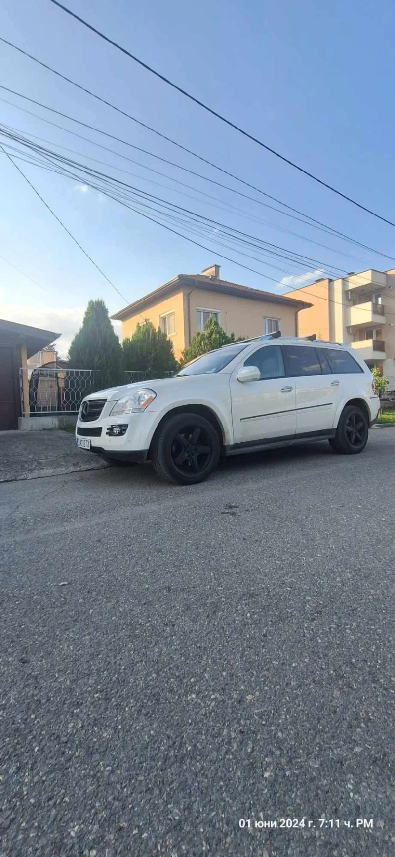 Mercedes-Benz GL 550, снимка 13 - Автомобили и джипове - 52007702