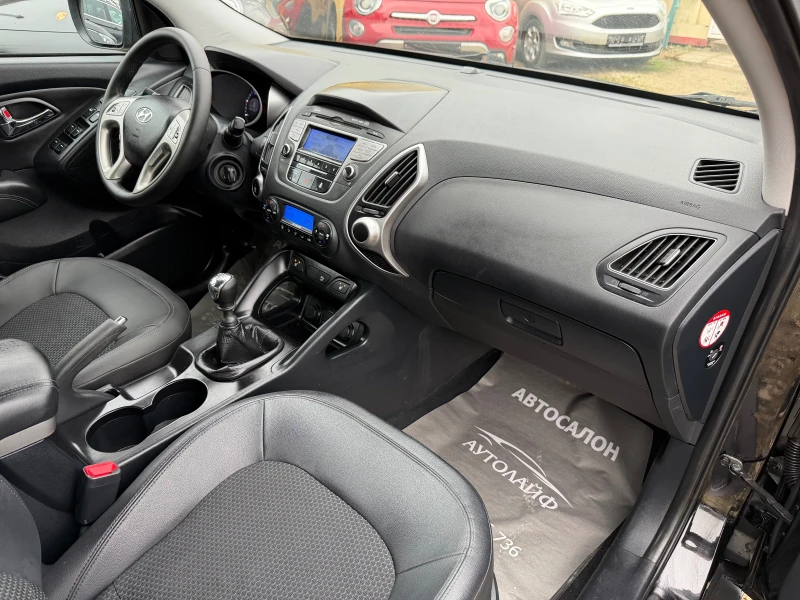 Hyundai IX35 1.7CRDI 2WD STYLE, снимка 10 - Автомобили и джипове - 52881811