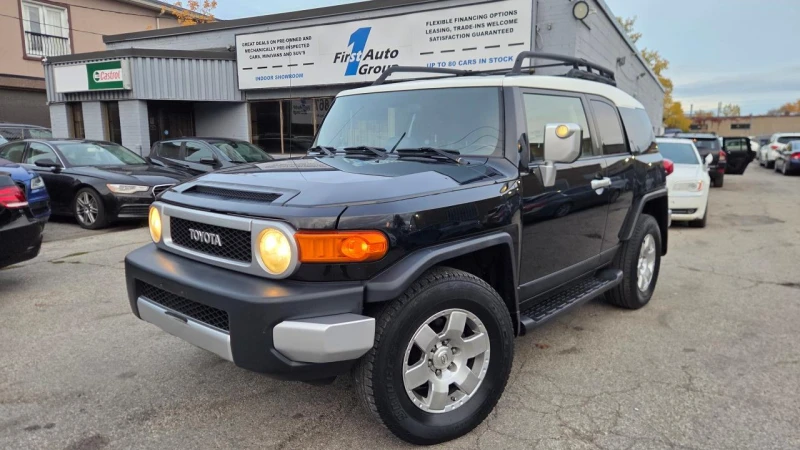 Toyota Fj cruiser ONE OWNER* NO ACCIDENTS* 4х4* Keyless Entry