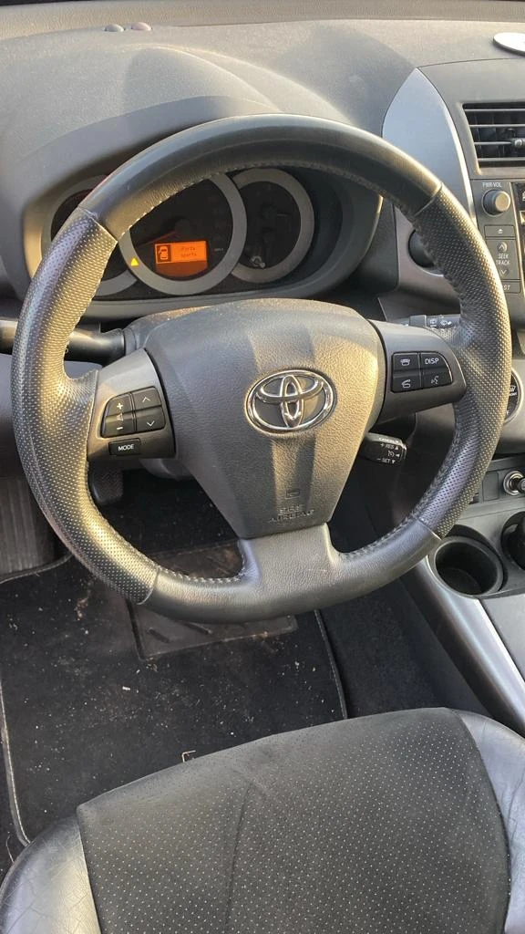 Toyota Rav4  - изображение 7