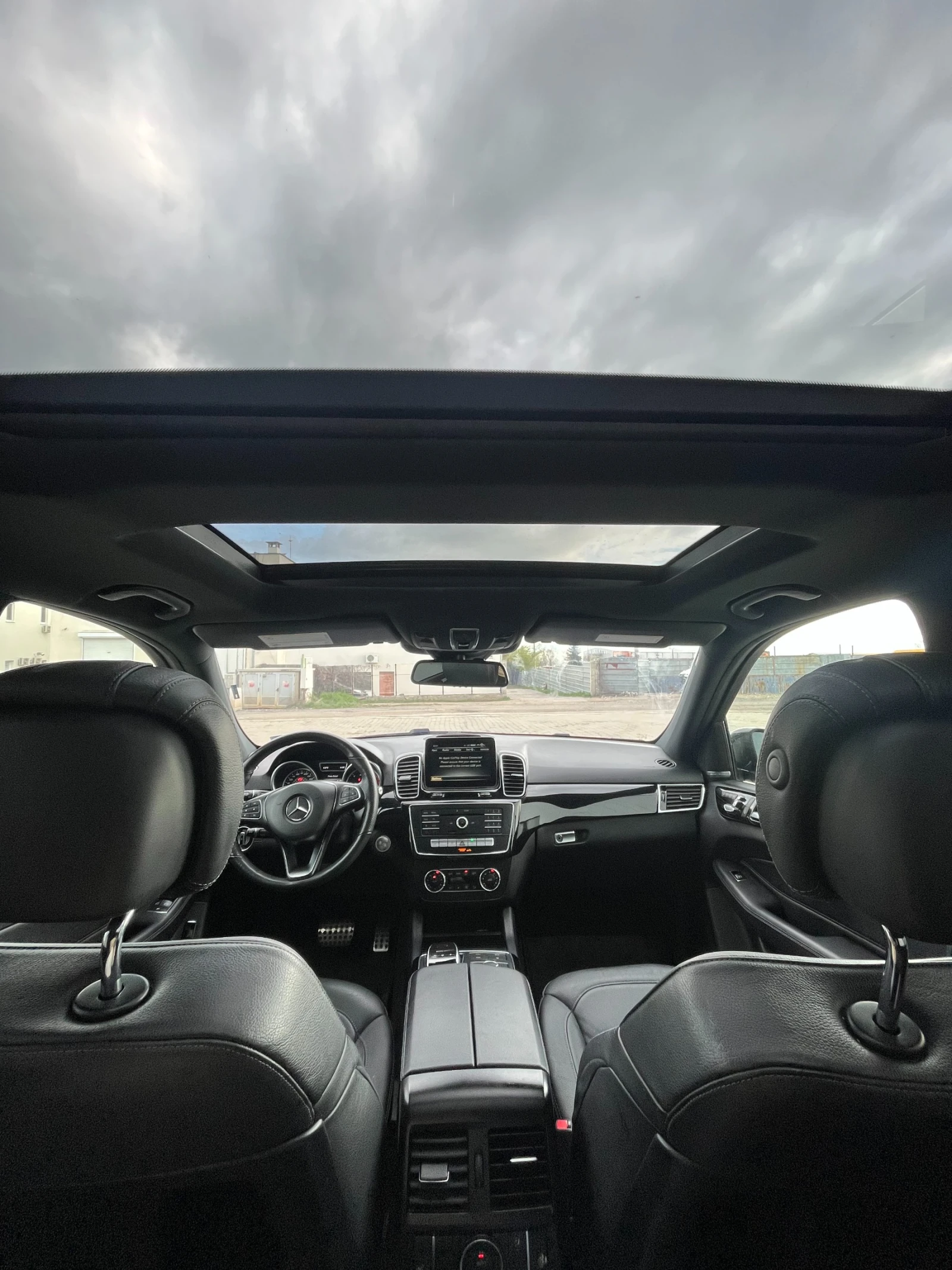 Mercedes-Benz GLE 43 AMG Distronic + , Масаж, 360 камера - изображение 9