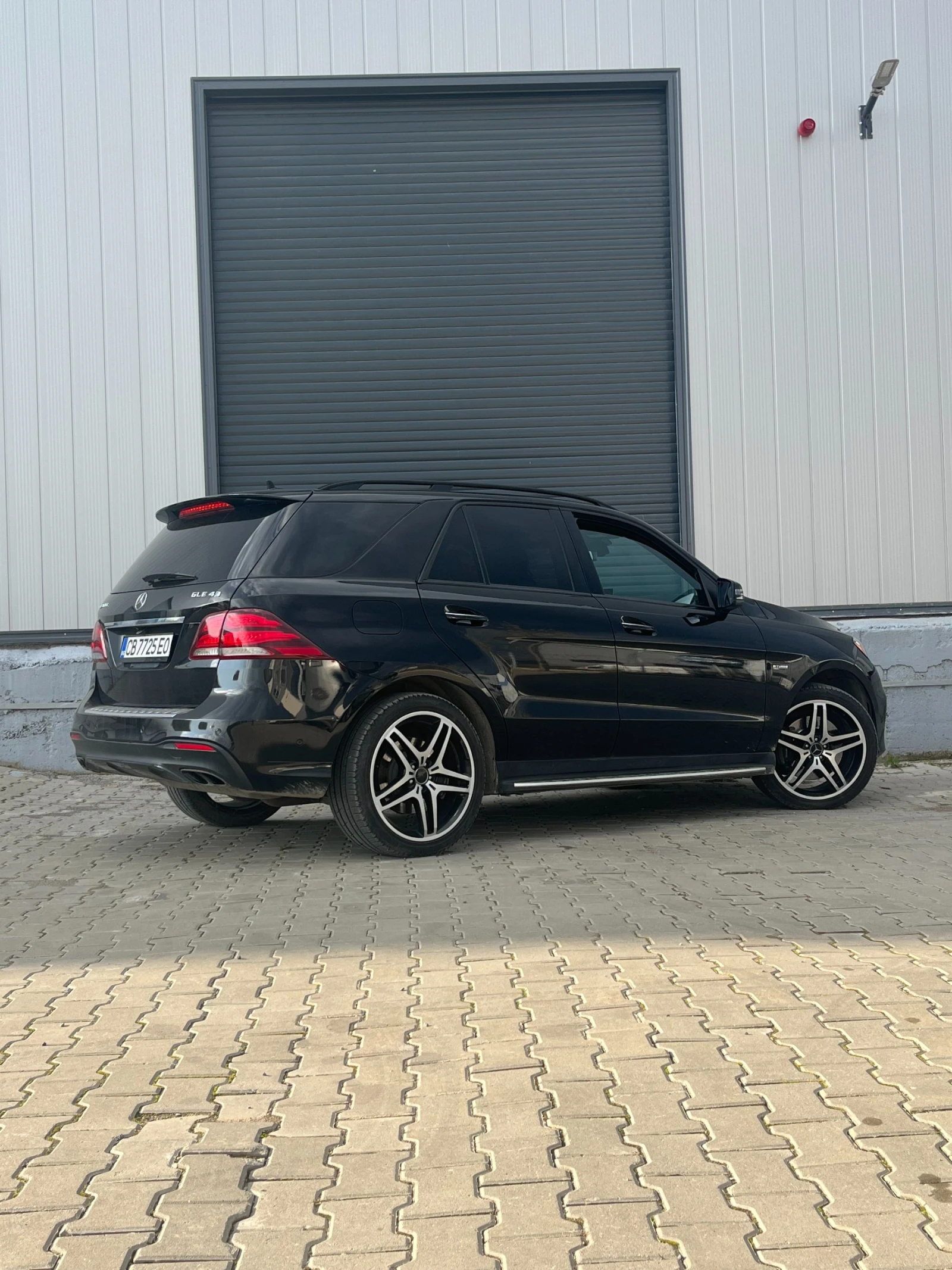 Mercedes-Benz GLE 43 AMG Distronic + , Масаж, 360 камера - изображение 3