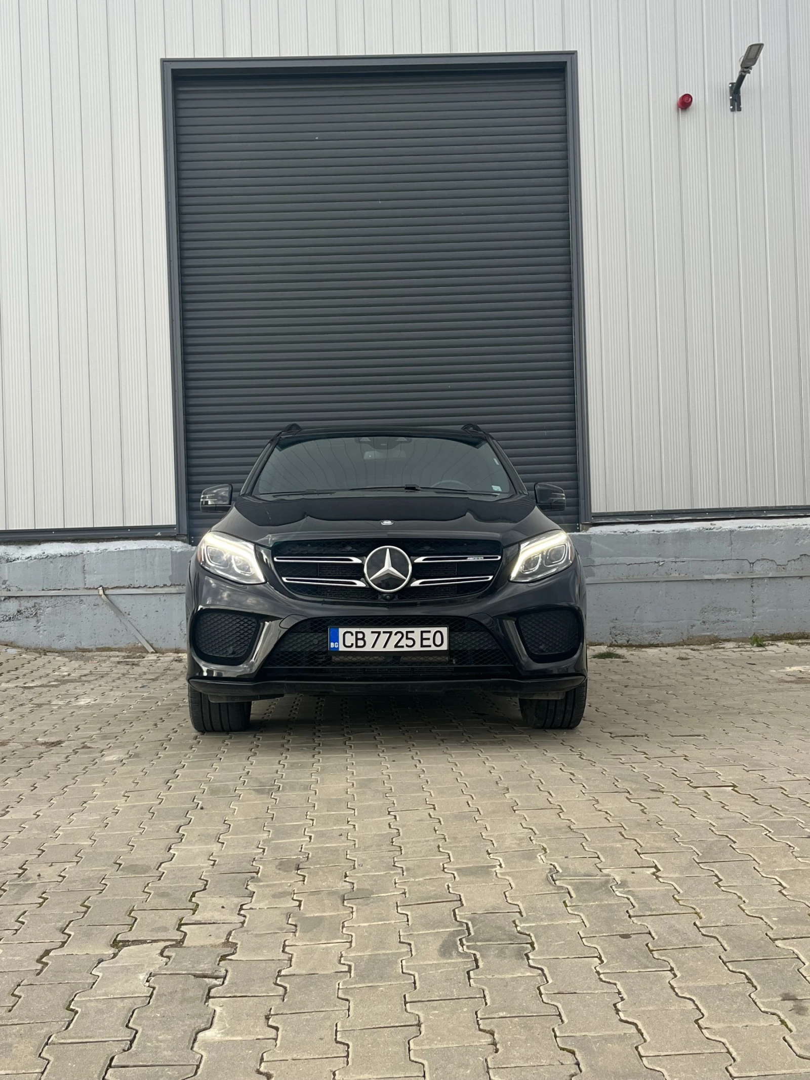 Mercedes-Benz GLE 43 AMG Distronic + , Масаж, 360 камера - изображение 7
