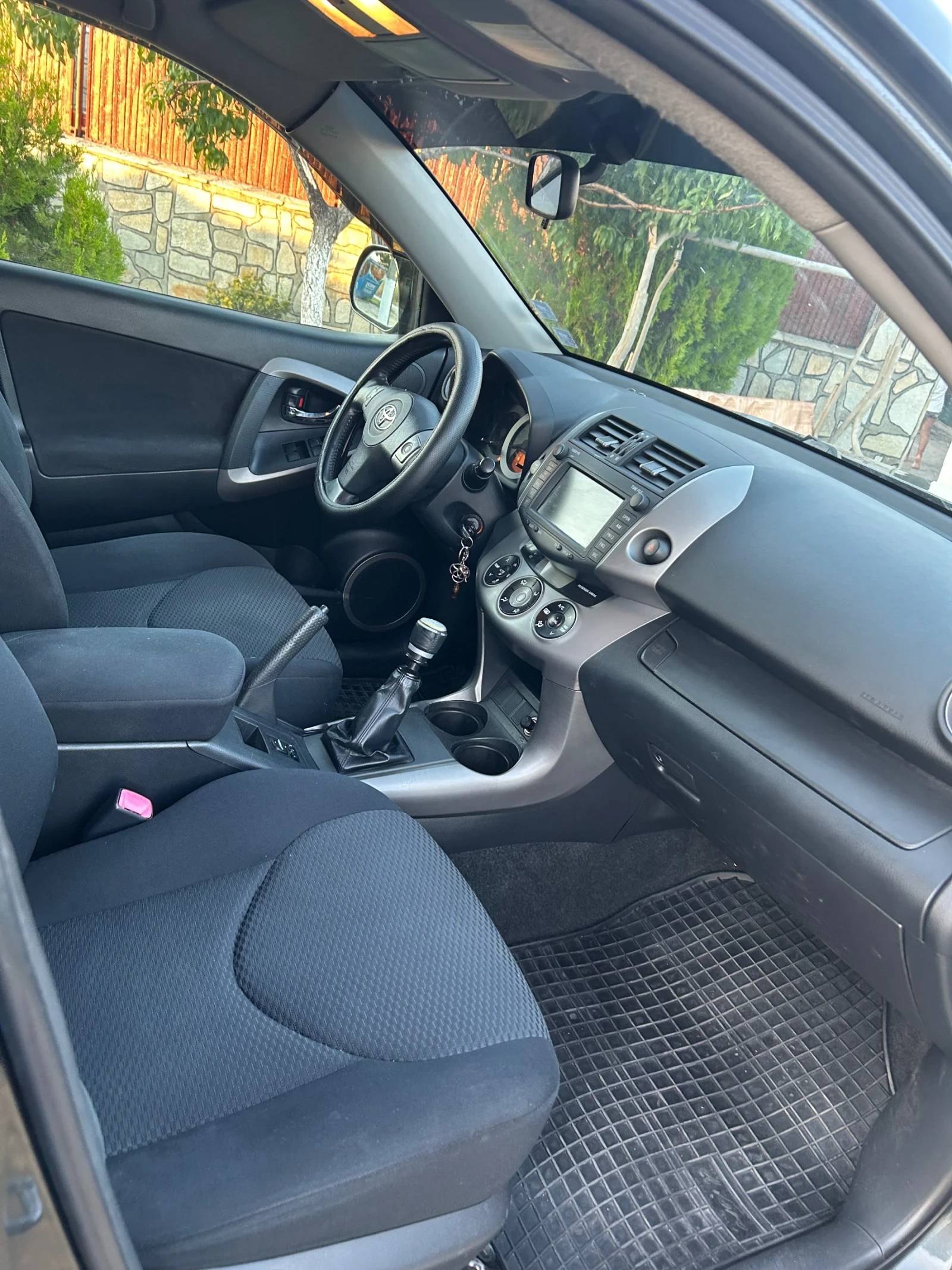 Toyota Rav4 D4D - изображение 8