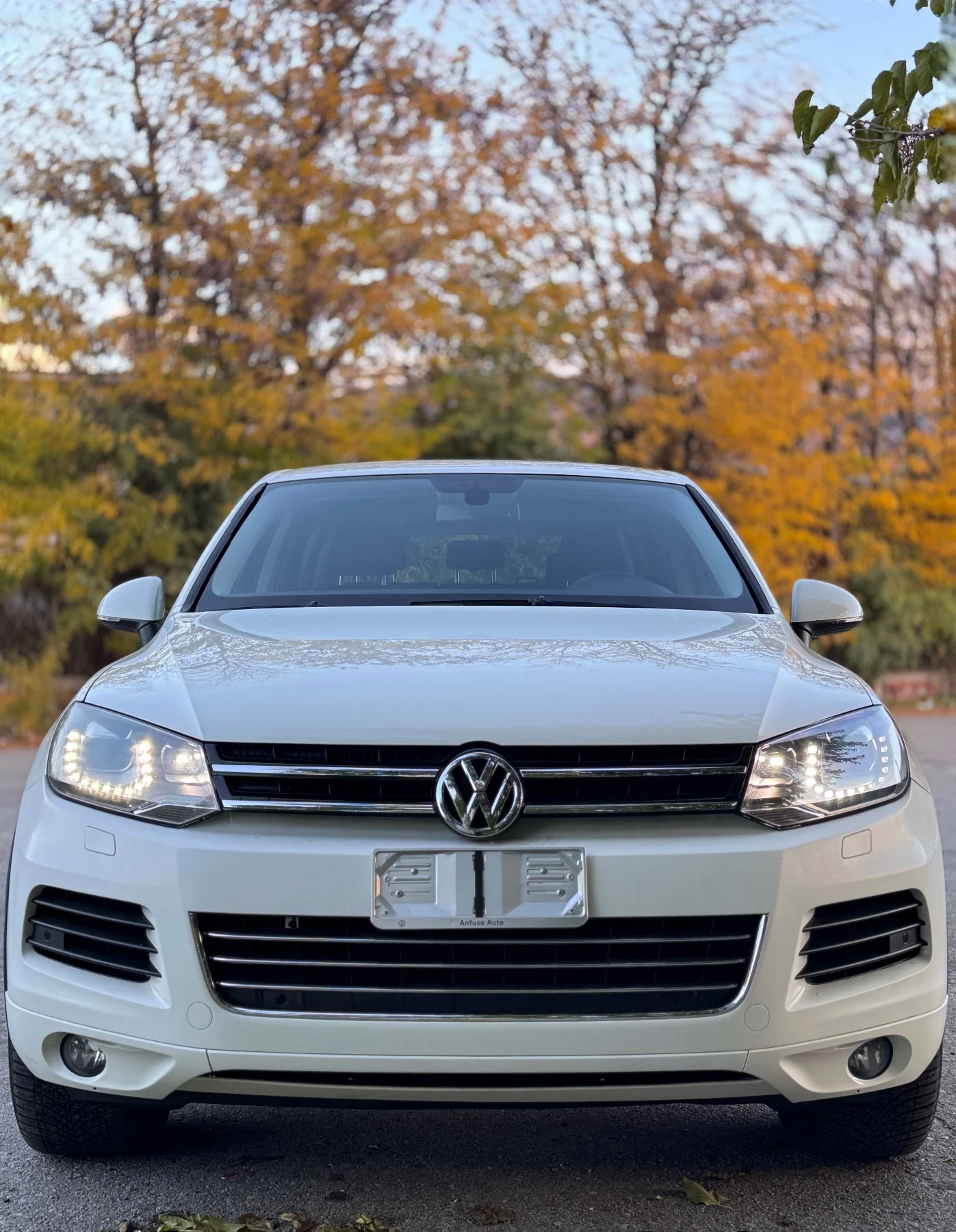 VW Touareg 3.0TDI* Кожа* Подгрев* Нави - изображение 2