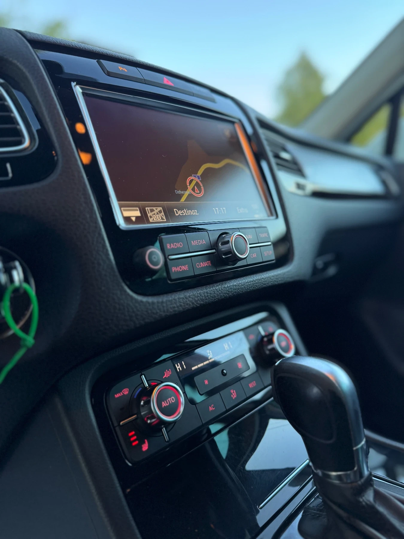 VW Touareg 3.0TDI* * *  | Mobile.bg   12