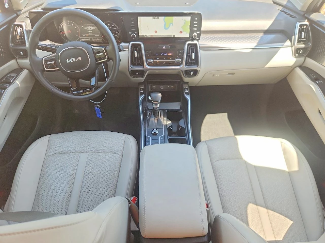 Kia Sorento 2.5l S, снимка 8 - Автомобили и джипове - 54732363