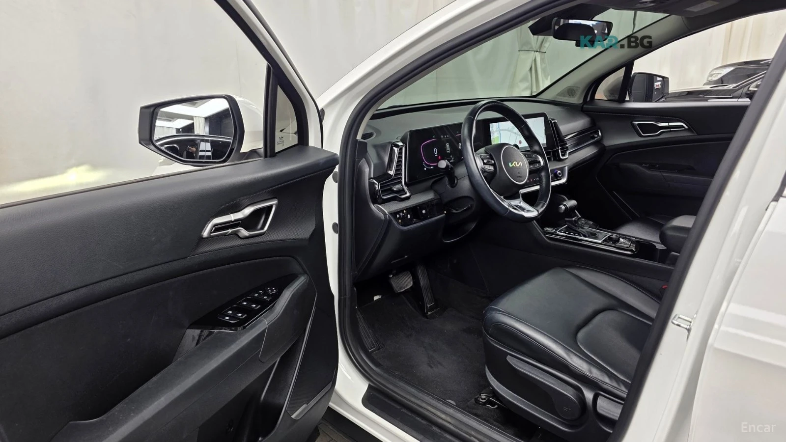 Kia Sportage * 1.6T* TRENDY* КОЖА* ПОДГРЕВ* КАМЕРА* NAVI* LED* , снимка 10 - Автомобили и джипове - 55029342
