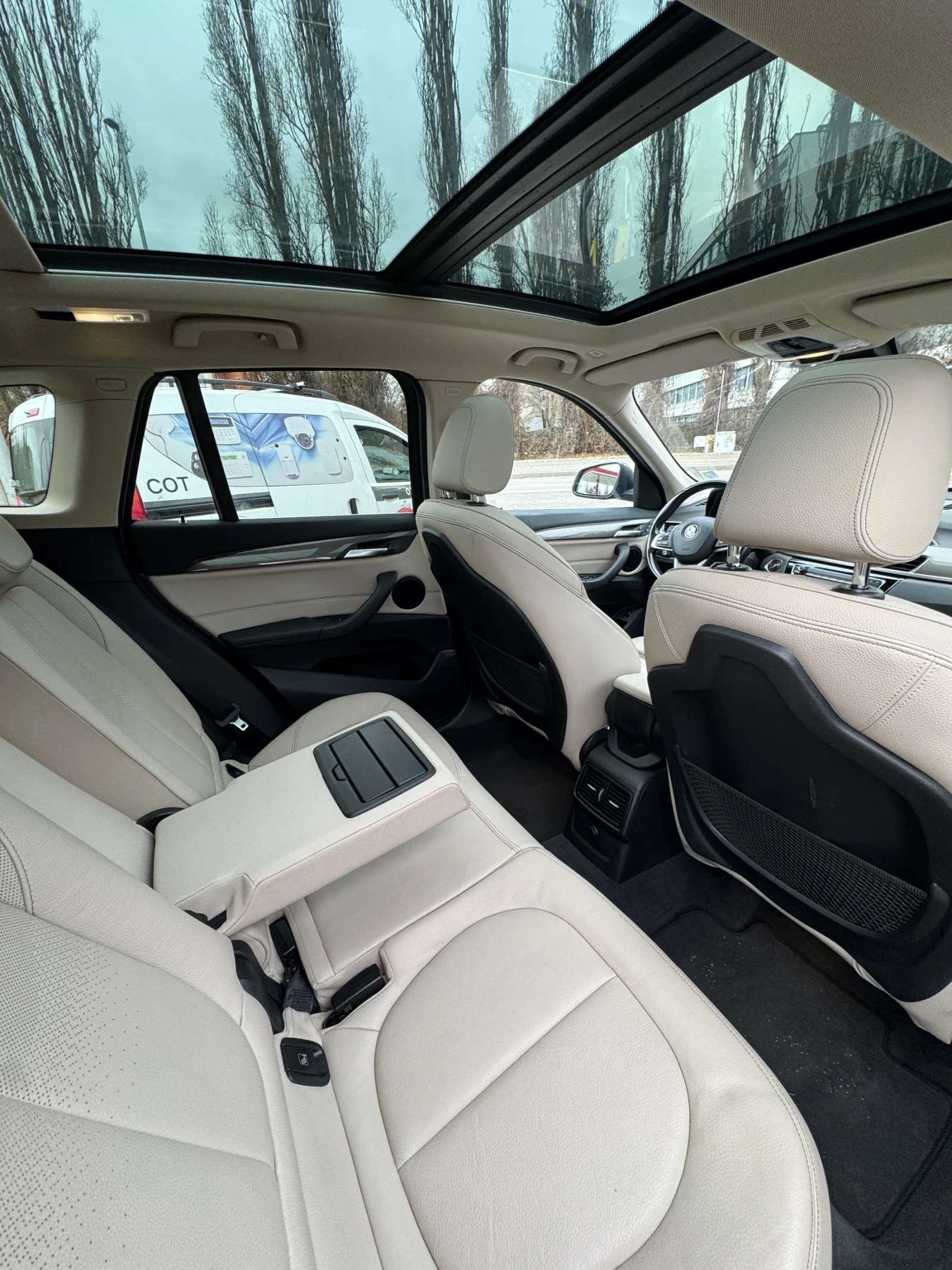 BMW X1 1.8D-XDrive, Кожен салон, Панорамен покрив, Амбиен, снимка 15 - Автомобили и джипове - 55089553