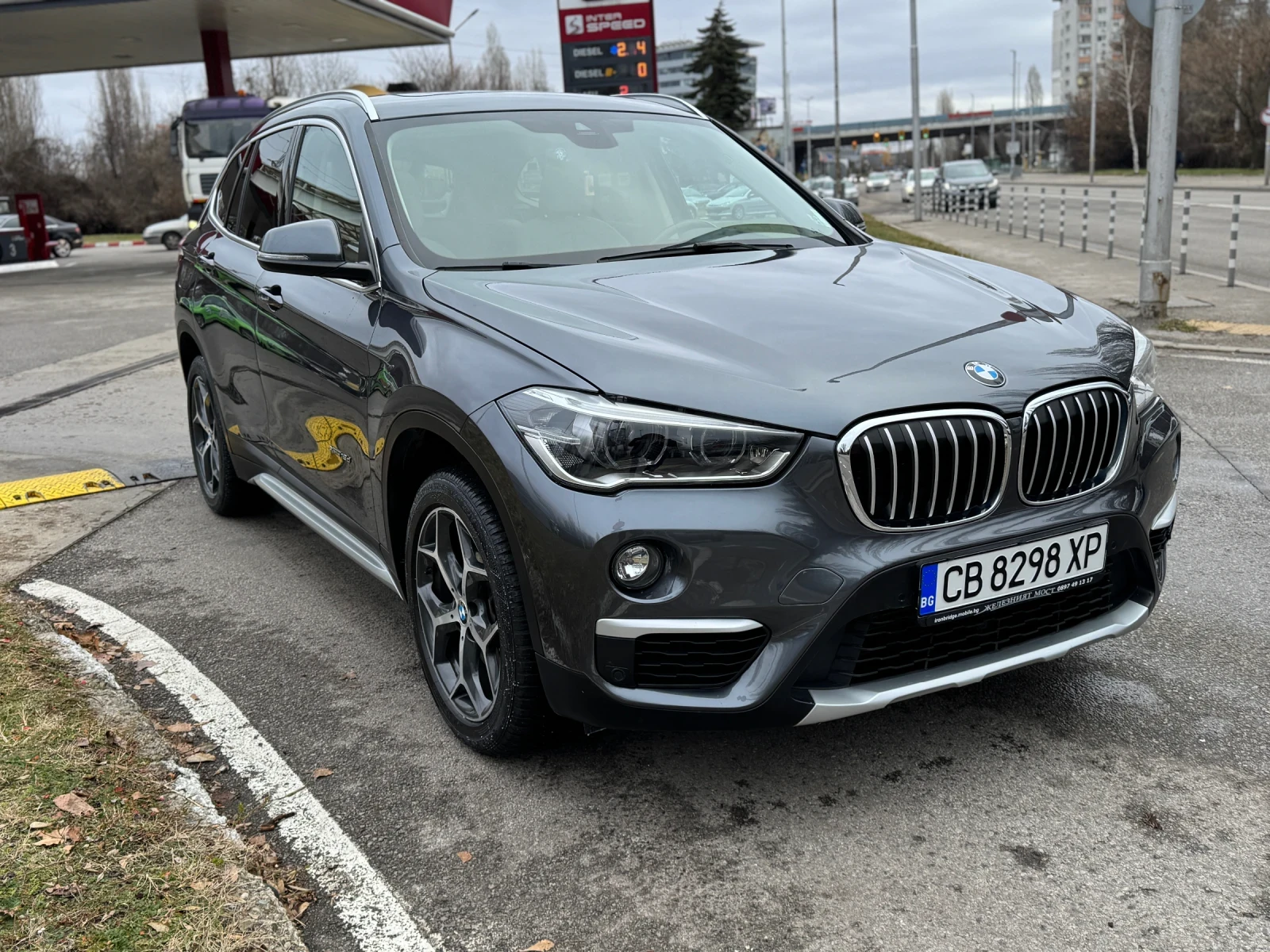 BMW X1 1.8D-XDrive, Кожен салон, Панорамен покрив, Амбиен, снимка 2 - Автомобили и джипове - 55089553