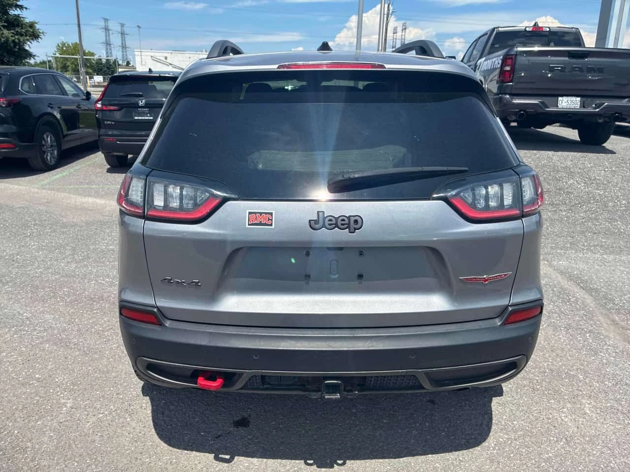 Jeep Cherokee * Trailhawk Elite * CARFAX * ОПЦИЯ ЗА ФИНАНСИРАНЕ, снимка 4 - Автомобили и джипове - 55214236