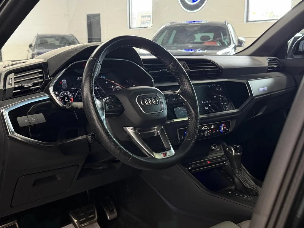 Audi Q3 45TFSI* PRESTIGE* S LINE* BANG* 360* КРАЙНА ЦЕНА, снимка 8 - Автомобили и джипове - 55570902