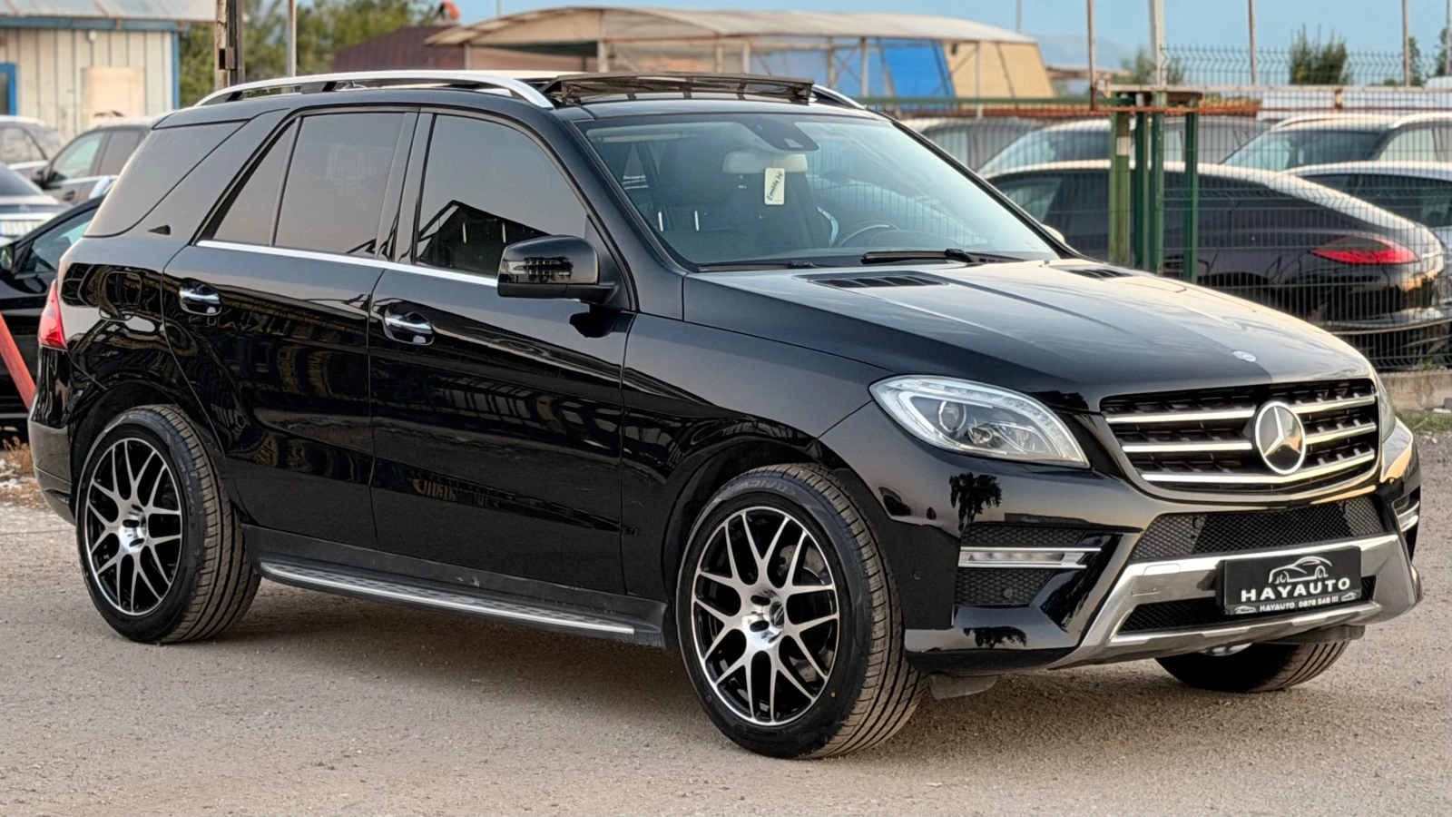 Mercedes-Benz ML 350 BlueTEC= 4Matic= AMG= Keyless Go= Distronic= Panor, снимка 3 - Автомобили и джипове - 55636219