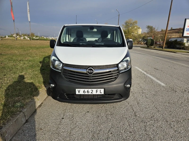 Opel Vivaro 1, 6 Biturbo, снимка 10 - Бусове и автобуси - 48292850