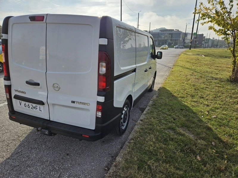 Opel Vivaro 1, 6 Biturbo, снимка 7 - Бусове и автобуси - 48292850