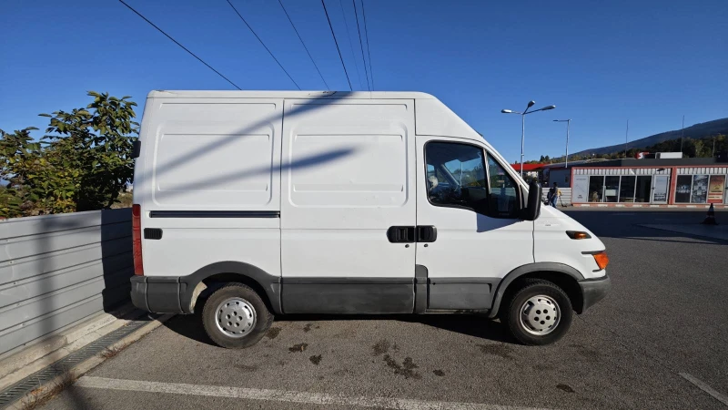 Iveco Daily, снимка 3 - Бусове и автобуси - 47779170