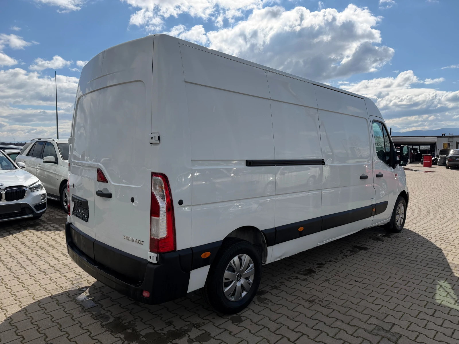 Renault Master 2.3CDI MAXI NAVI EURO 6 - изображение 6