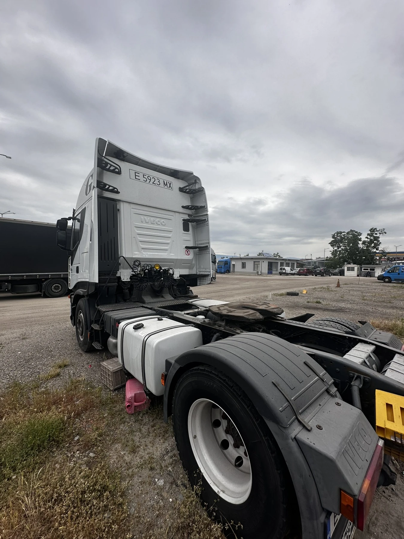 Iveco Stralis, снимка 3 - Камиони - 54455946
